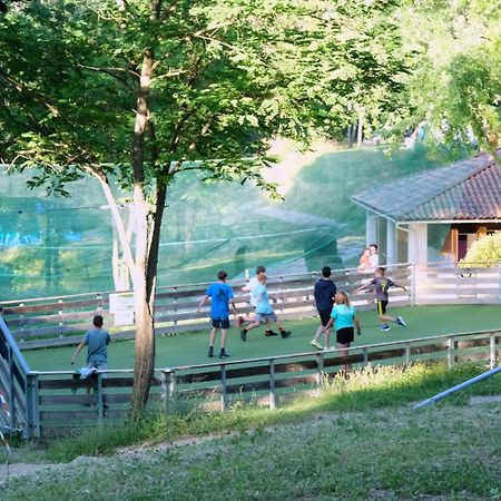 Camping Le Couriou Recoubeau-Jansac Bagian luar foto