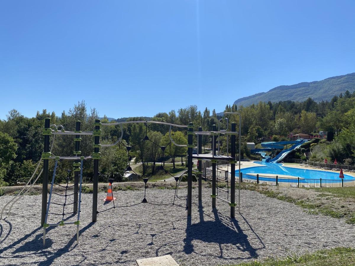 Camping Le Couriou Recoubeau-Jansac Bagian luar foto