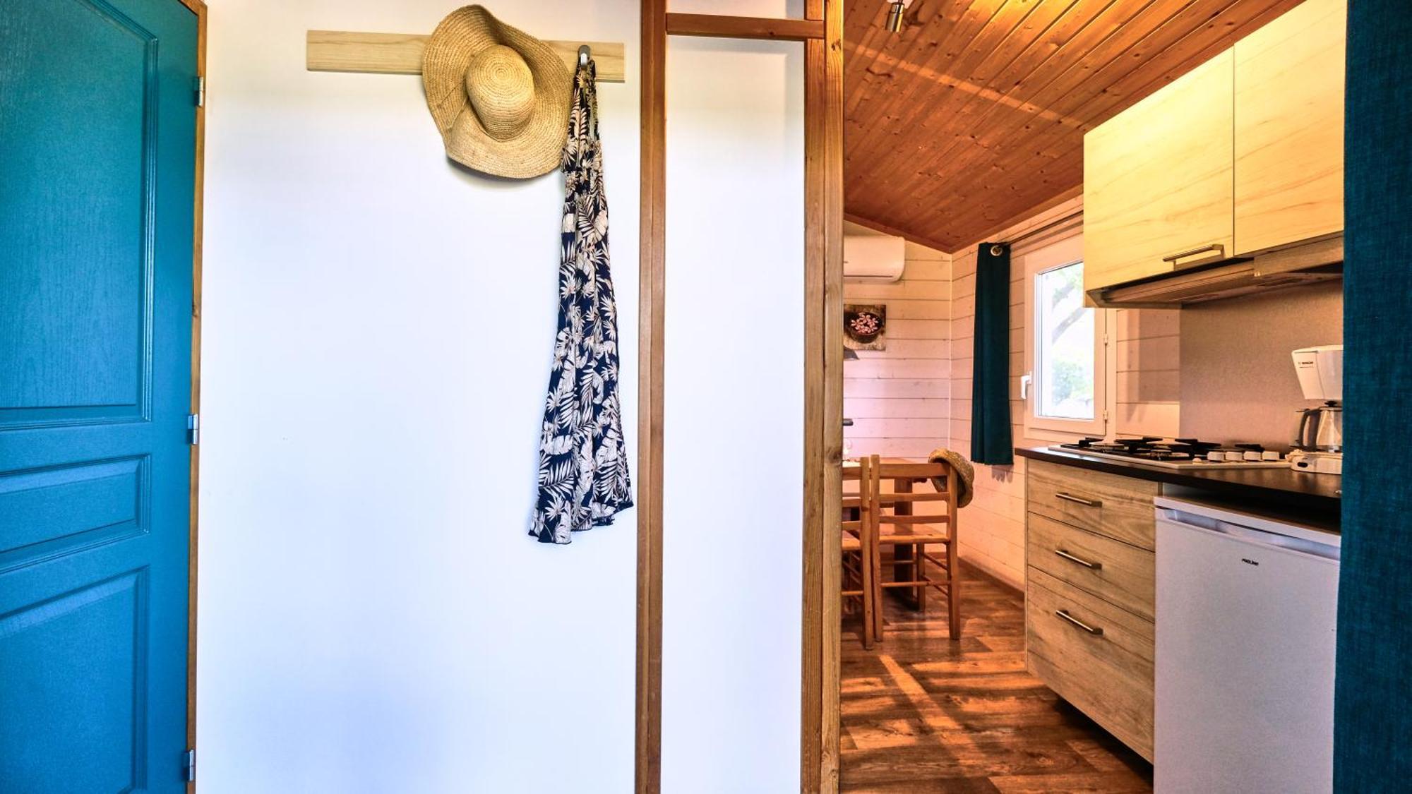 Camping Le Couriou Recoubeau-Jansac Bagian luar foto