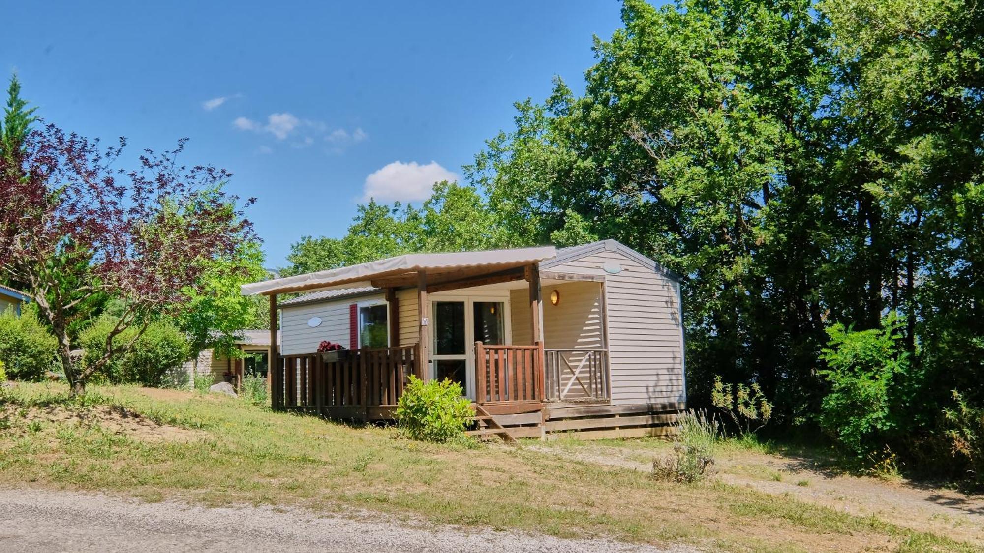 Camping Le Couriou Recoubeau-Jansac Bagian luar foto