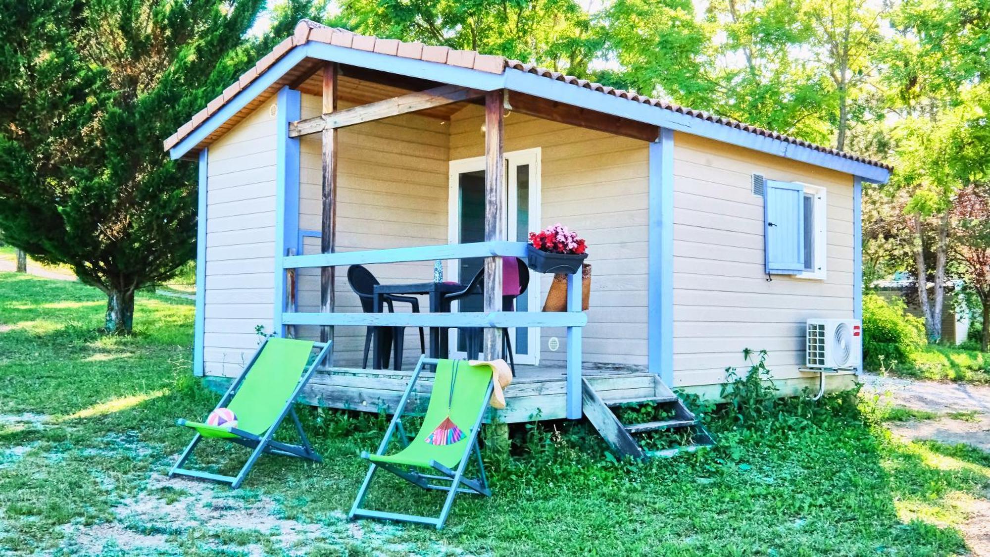 Camping Le Couriou Recoubeau-Jansac Bagian luar foto